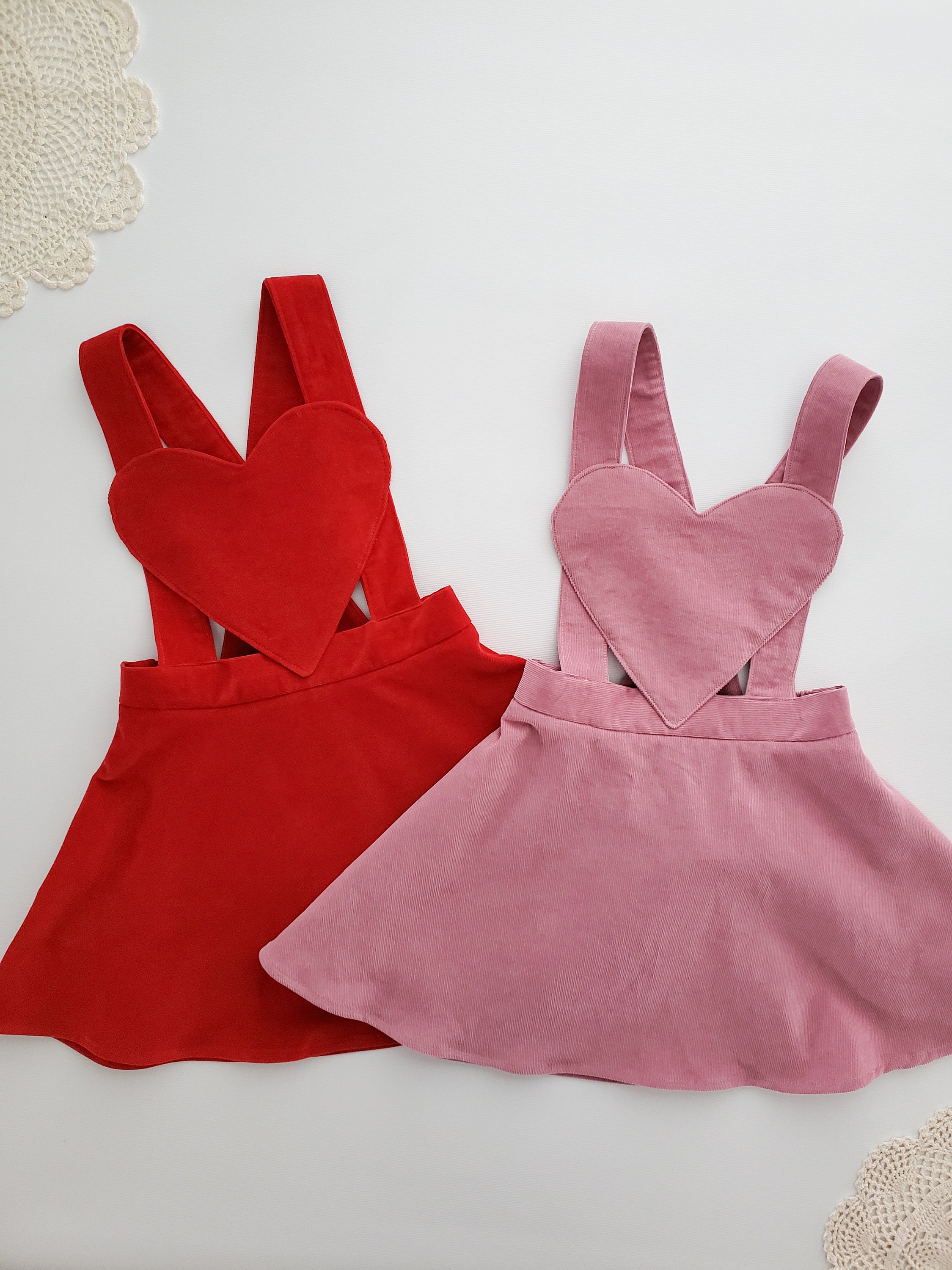 KIDS HIGH LOW HEM SKIRT 12-14 HEART OF A DRAGON