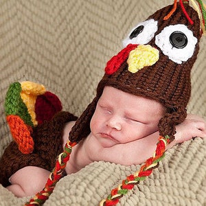LOOM KNITTING PATTERN - Baby Turkey Hat Diaper Cover Set - Thanksgiving - Halloween Baby Costume - Teran The Turkey Set - Ava Girl Patterns