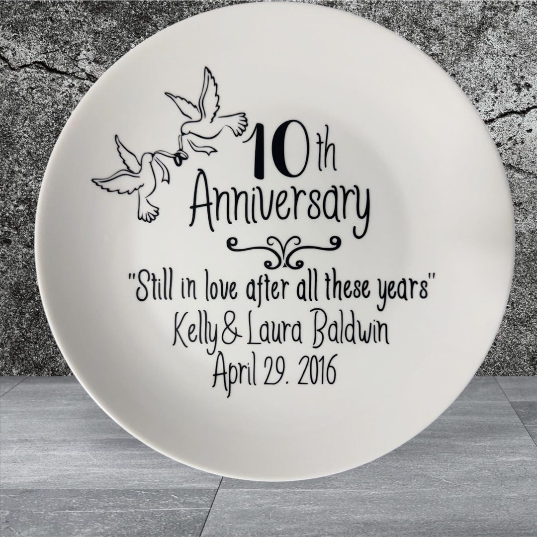 Personalized 10th Anniversary Plate, Wedding Doves Ceramic