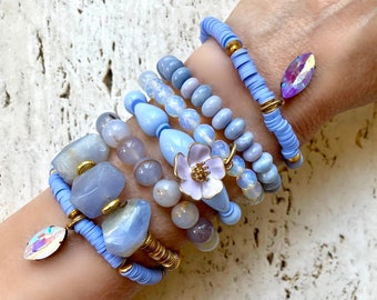 copper bracelet,glass bead bracelet,blue bracelet Shades of Blue bracelet Czech beads with a copper sun clasp and crystal accent beads