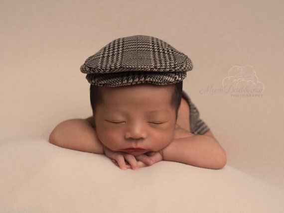 Newborn Flat Cap sets,Beige Check flat cap with pants,Newborn photography prop,Vintage style baby boy clothing prop.Handmade in  UK by me