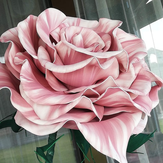Rose géante pour la décoration murale / fleur en mousse / - Etsy France