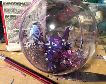 Cynder Christmas Ornament