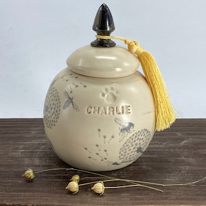 Dandelion cat urn, Danedlions dog urn, Yellow pet urn