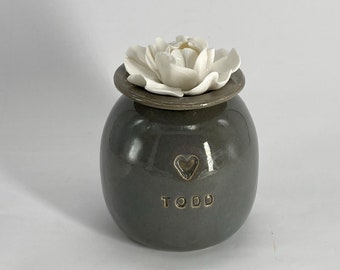 Gray cat urn, rose urn, gray dog urn, exclusive urn