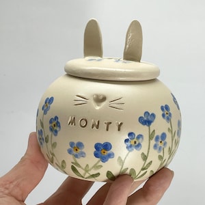 Forget me not pet Urn, Bunny urn Ceramic Urn for Ashes, simple pet urn