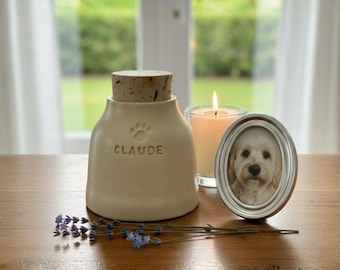 Simple white pet urn, white cat urn, white dog urn, milkwhite, bottle