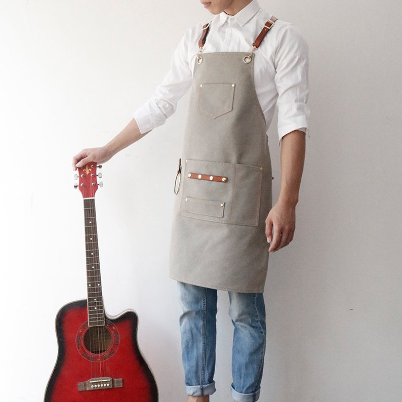 Personalized Apron For Women And Men With Leather Cross-Back Straps 3 Pockets 6 Patterns