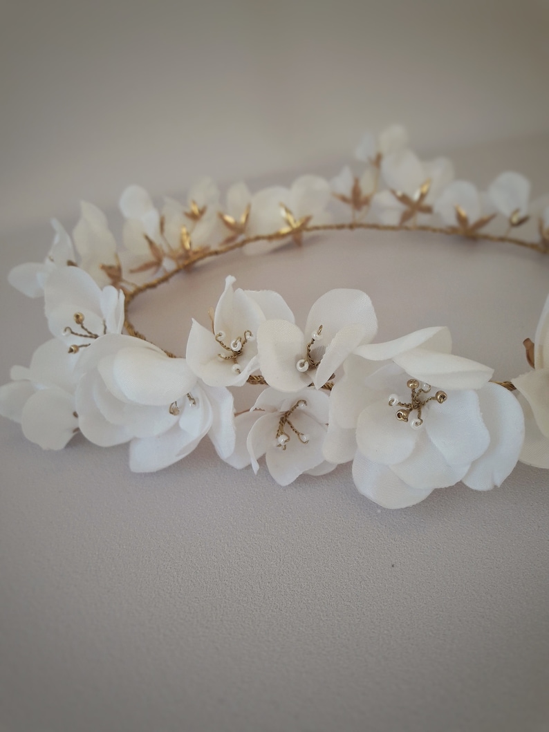 Flower Wedding Crown Bridal Hair Wreath White Floral Wedding Etsy