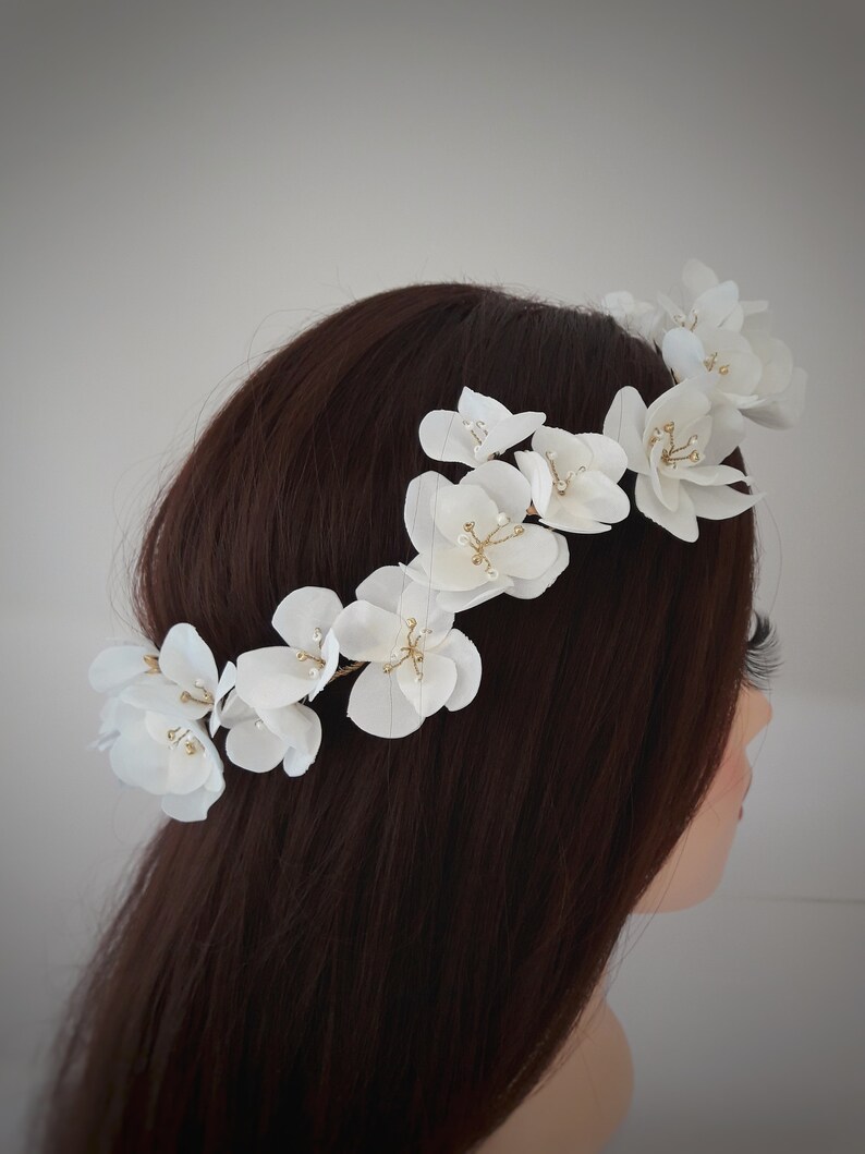 Flower Wedding Crown Bridal Hair Wreath White Floral Wedding Etsy