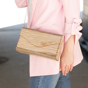 Oak Wood Clutch Bag: Ladies Evening Purse with Silver Chain