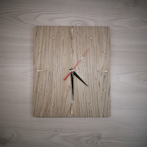 Gray Oak Veneer Clock: Modern Wooden Wall Decor