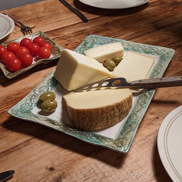 Serving plate / Food dish / Cheese board / 2 sizes