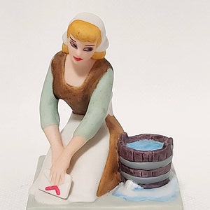 Disney Cinderella Grolier Porcelain Figurine