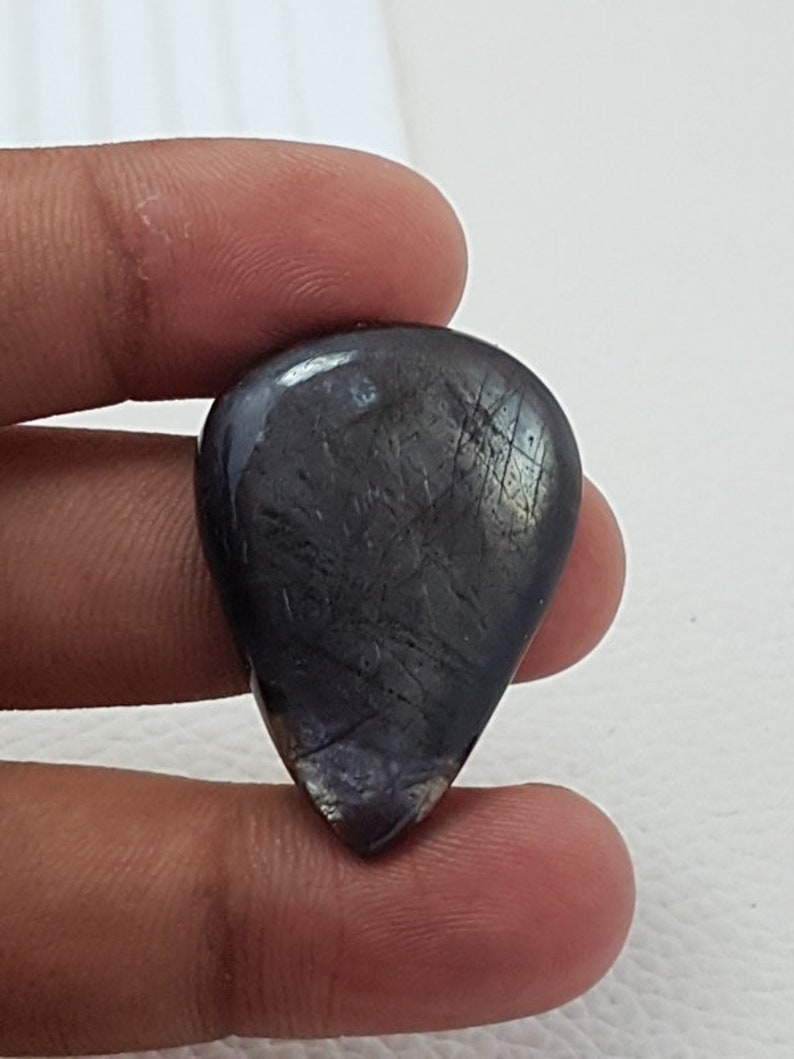 Natural Iolite Sunstone Cabochons,Iolite Sunstone cabochons pear,Iolite Sunstone cabochons Gemstone,33x24x5 mm,32.4 Cts Loose Gemstone