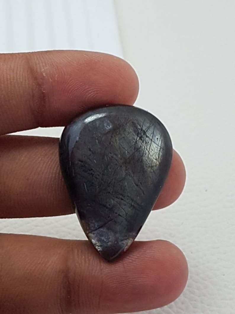 Natural Iolite Sunstone Cabochons,Iolite Sunstone cabochons pear,Iolite Sunstone cabochons Gemstone,33x24x5 mm,32.4 Cts Loose Gemstone