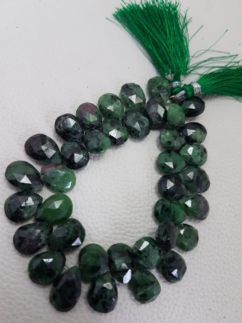 Ruby Zoisite Faceted Almond Pear Beads,ruby Zoisite faceted beads,high quality faceted ruby zoisite Pear briolettes beads,11-15mmsize 8 inch