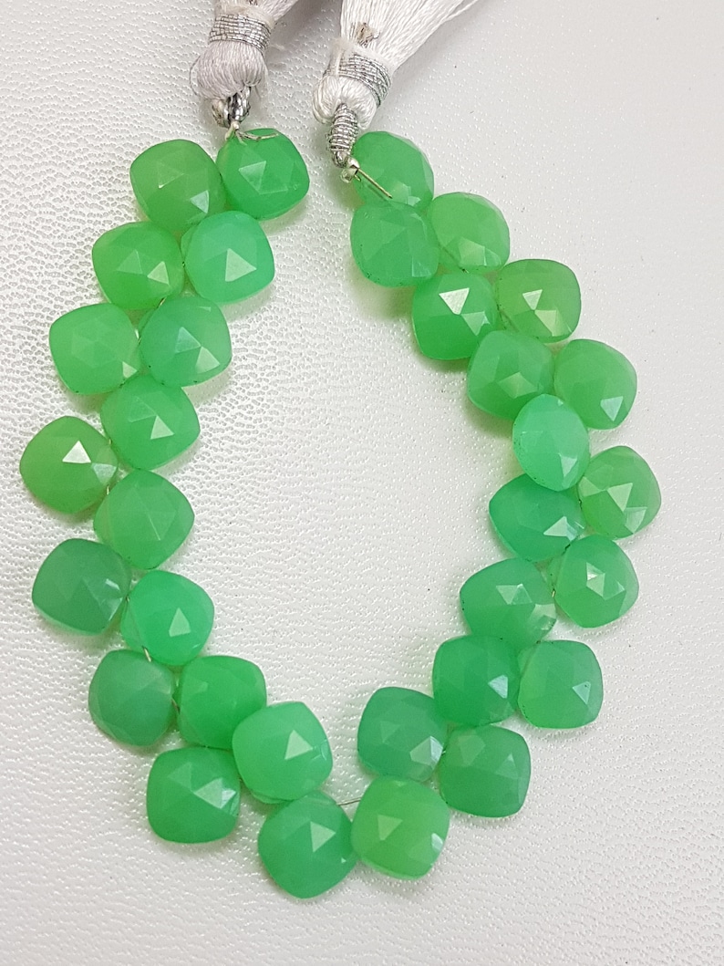 Chrysoprase,Chrysoprase Cushion Beads,Apple Green Chrysoprase,Chrysoprase Cushion Shape Faceted Beads 7mm 8 Inches Strand