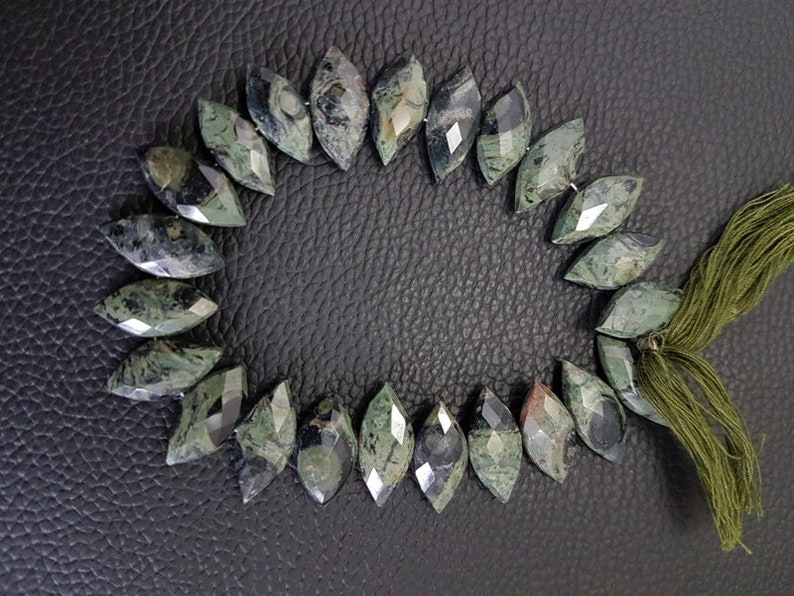 Ruby Zoisite Faceted Marquise Beads,ruby Zoisite faceted beads,high quality faceted ruby zoisite Marquise briolettes beads,17-20 mm,8 Inches