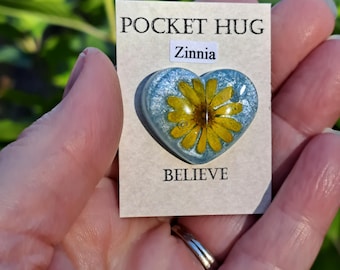 Zinnia Pressed Flower Pocket Hug. Heart gift. Small gift for everyday. Missing you. Love you gift
