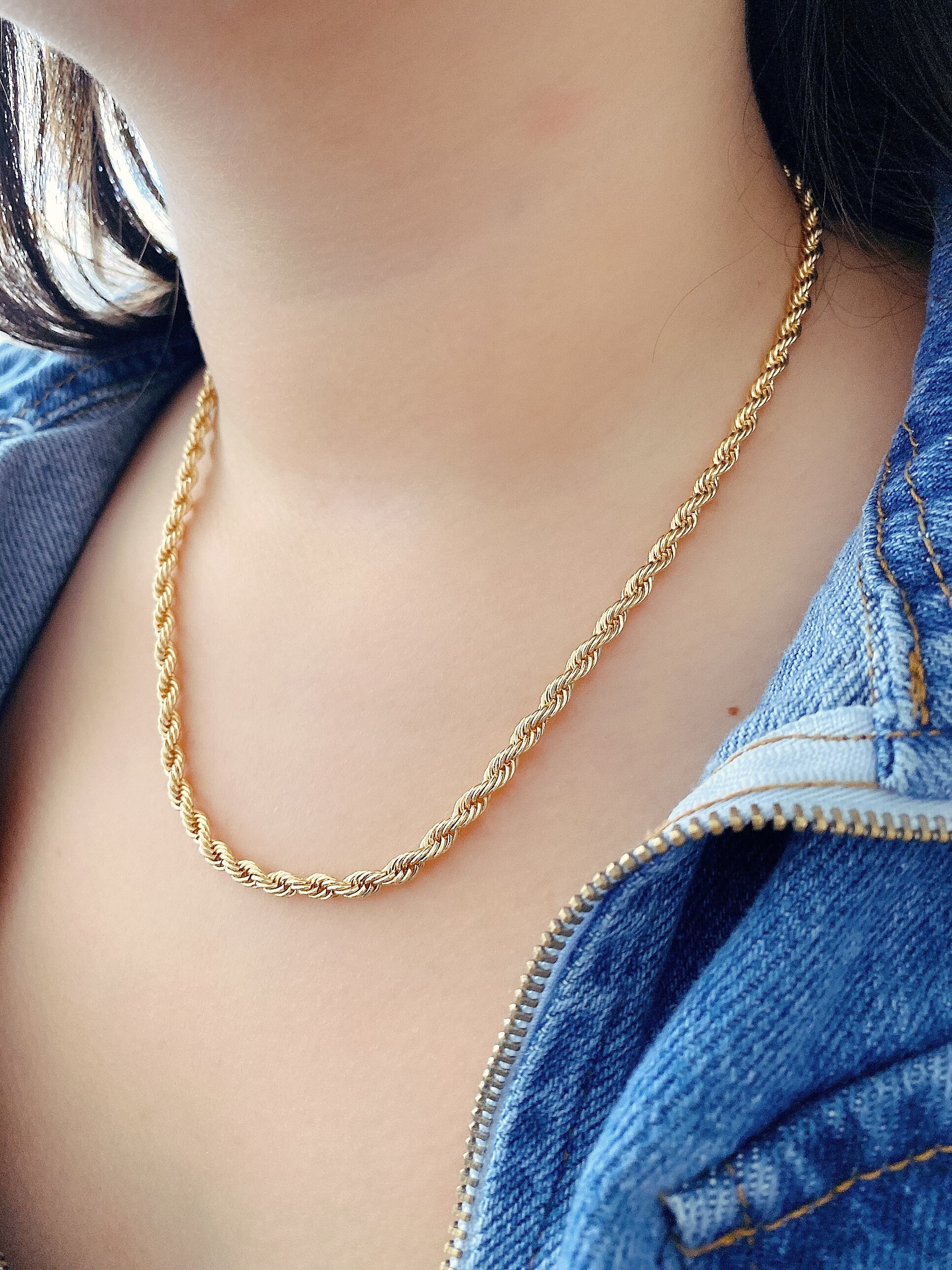 Ladies chain clearance in gold