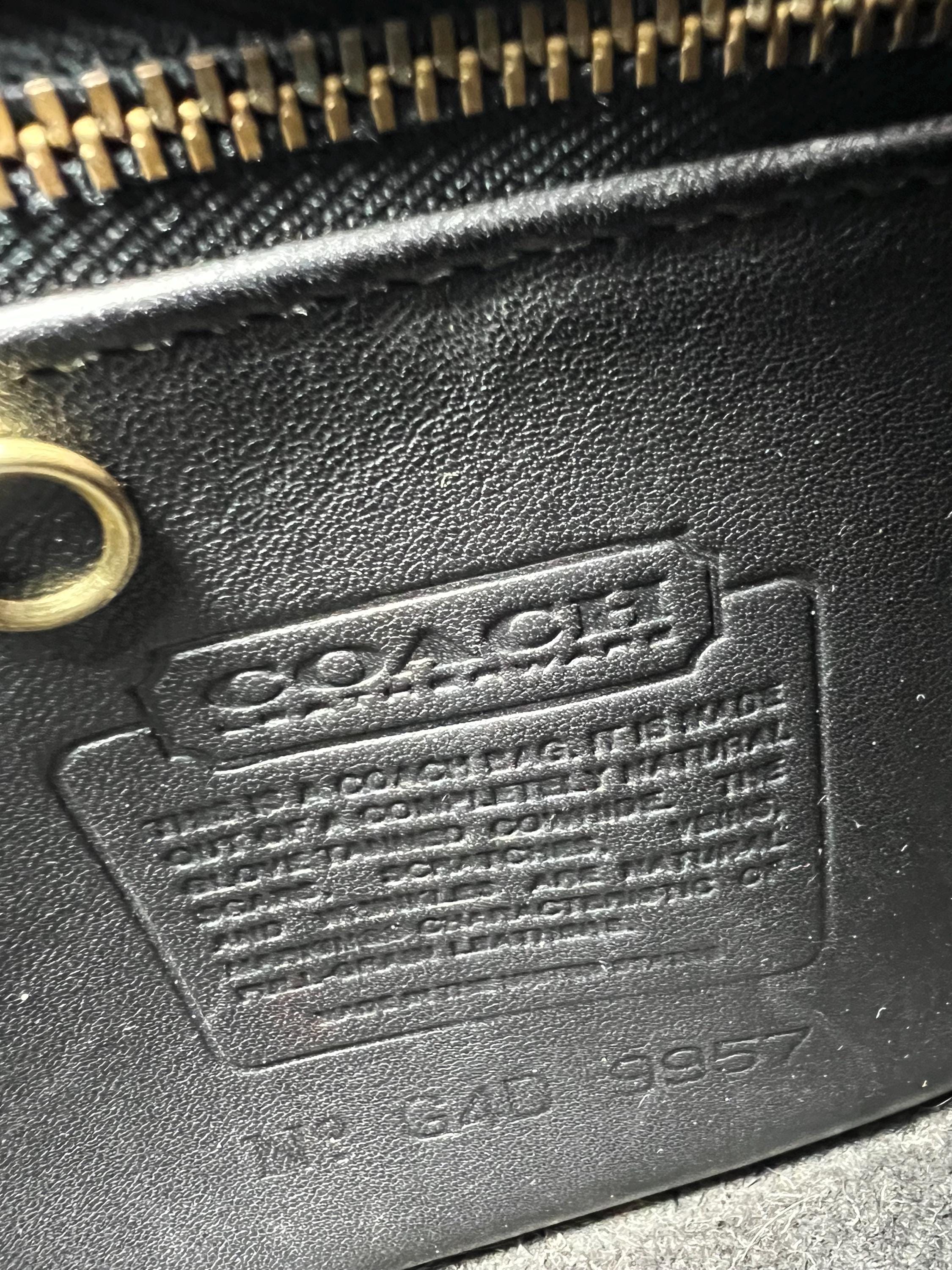 COACH Vintage 1994 Black Leather Bellacourt Cross Body Flap Bag
