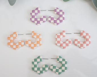 Checkered Chunky Flower Hoops | Handmade Polymer Clay Earrings | 4 Colors | Spring Hoop Earrings | Checkered Flower Hoops | Hoop Earrings