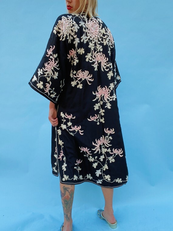 Antique 1930s Vintage Silk Floral Embroidered Chi… - image 2
