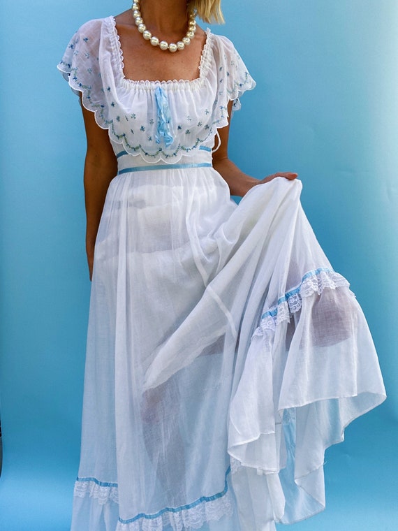 Vintage 1970s Gunne Sax Jessica White Maxi Dress