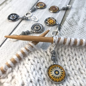Mandala Stitch Markers for Knitting or Crochet, Gift for Knitter, Set 6-20, Rings or Clasps, Mother&#39;s Day Gift for Knitter