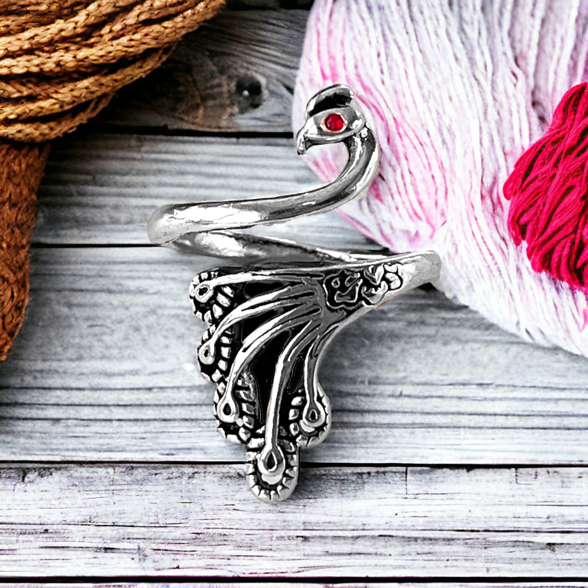 Yarn Tension Ring Peacock Style-Adjustable-Beginner Crocheting Gift –  YarnNecklaces