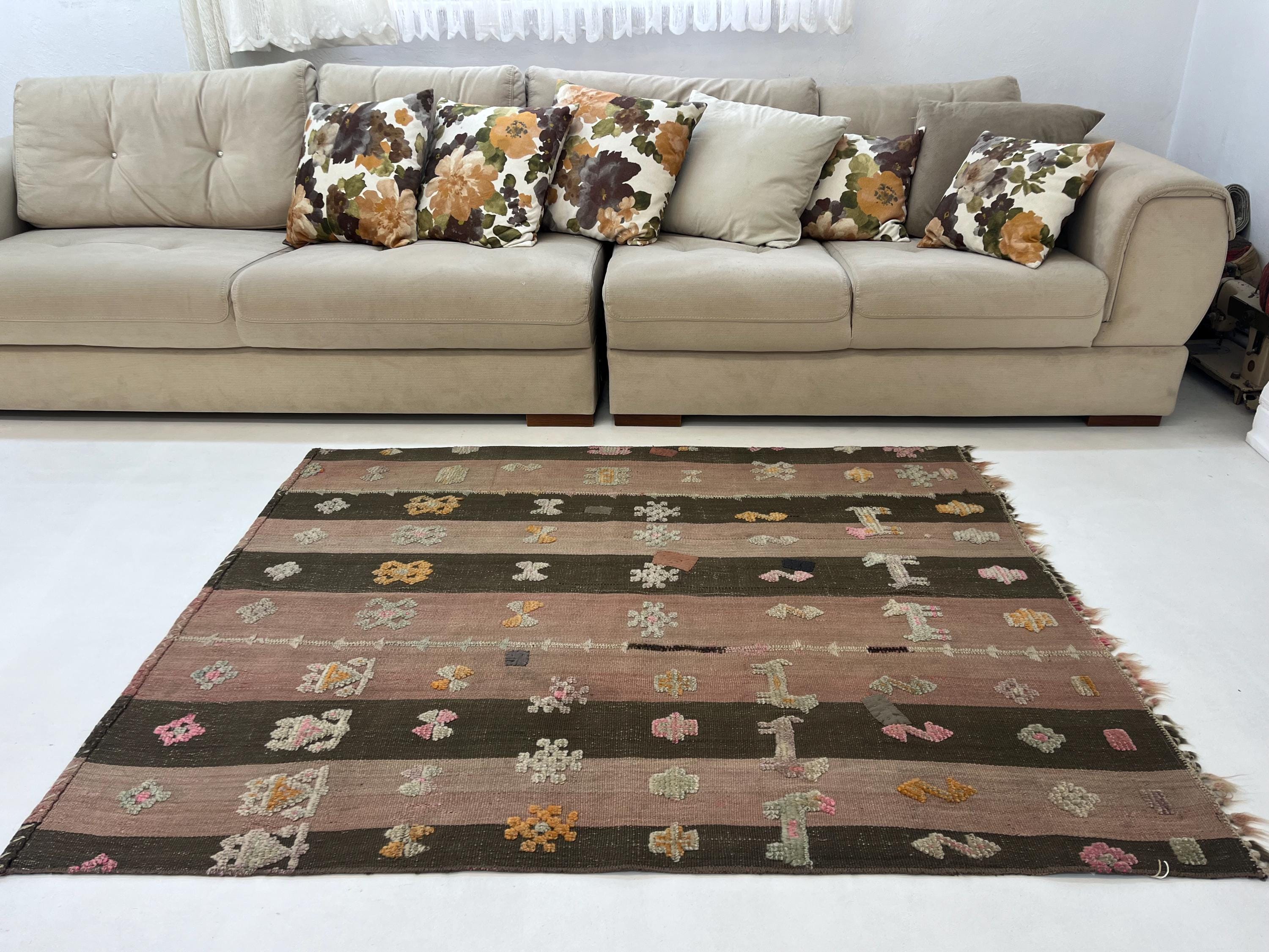 ヴィンテージアナトリアキリムラグ：カラフルなストライプ柄の