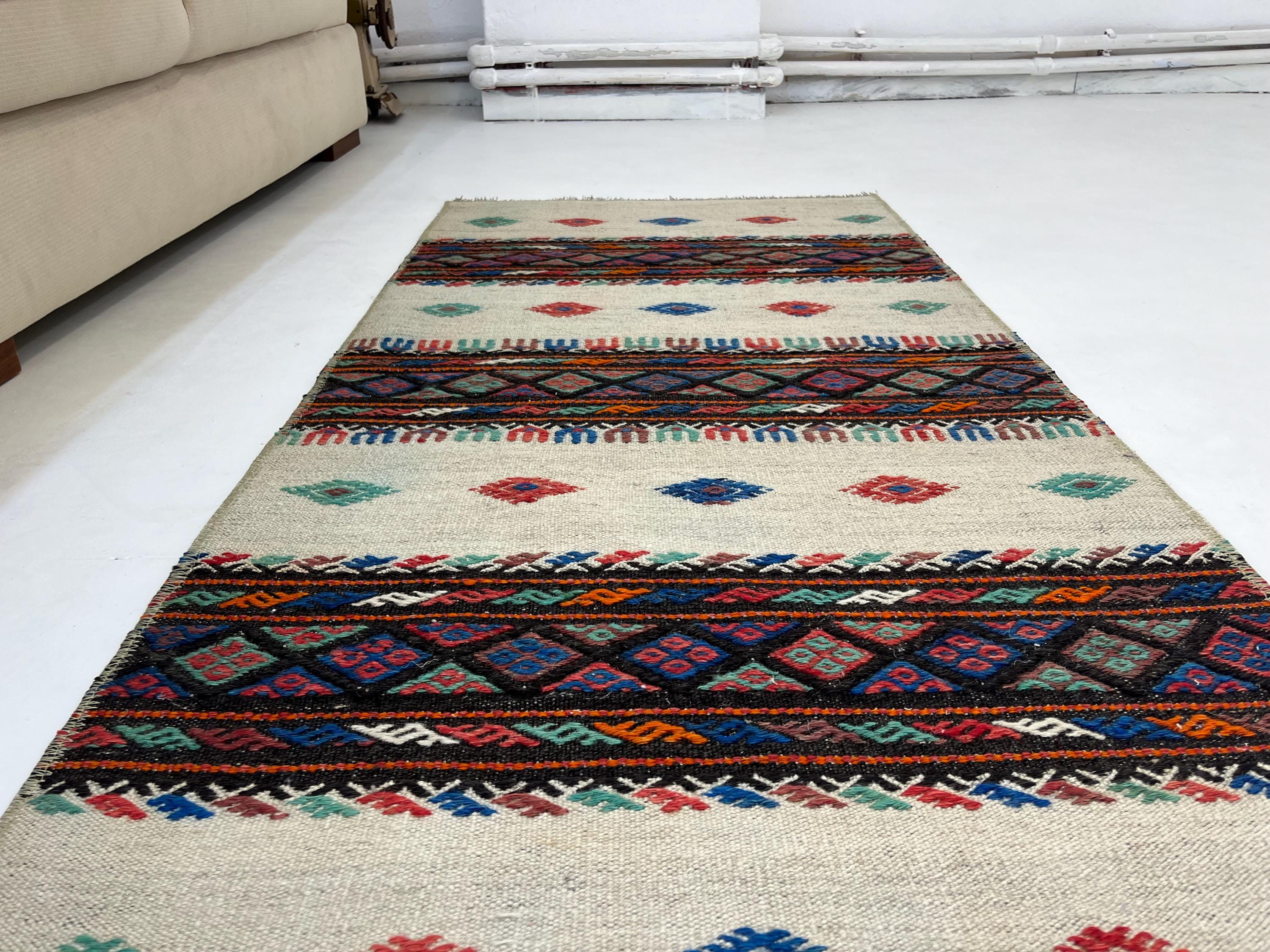 トルコのヴィンテージ スモール キリム 2x5、カラフルな