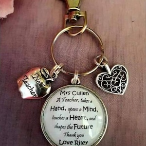 Idea de regalo de llavero para maestro, asistente de enseñanza y regalo de director, regalo de agradecimiento para maestro, ideas de regalo de recuerdo de llavero personalizado.