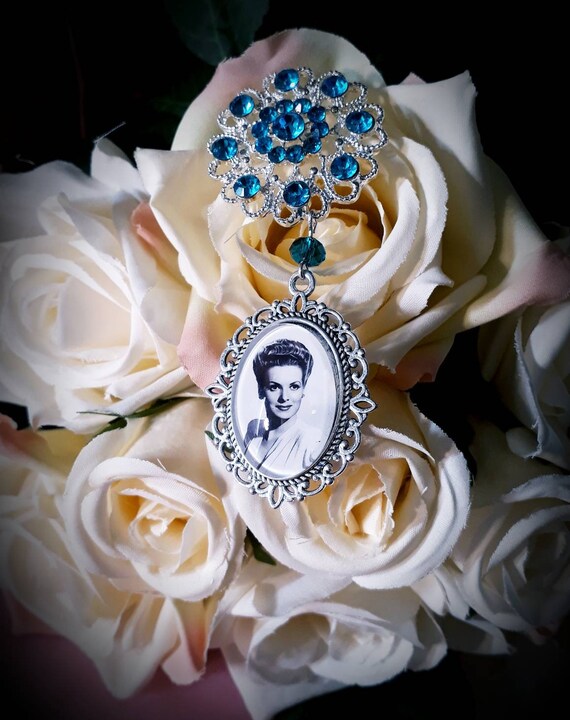 Broche Ancienne Double Fleurs Avec Strass Bleus - Occasion - Bijou Vintage