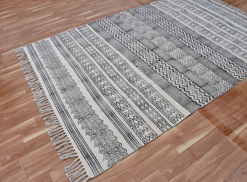 Area rug beautiful rug durable rug Handmade rug cotton carpet 3x5 feet cotton Rug