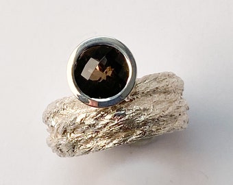 Bague en argent lourd avec quartz fumé