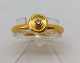 Goldener Diamantring Stapelring