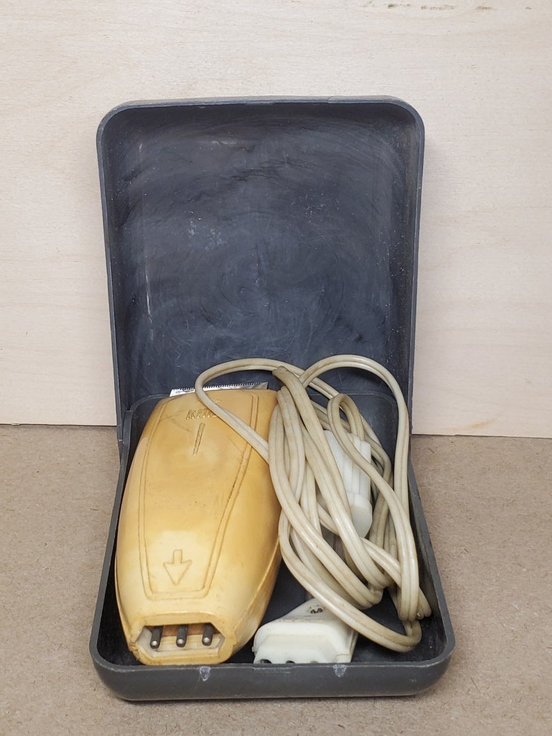 Vintage Electric shaver Kiev electric razor made Etsy