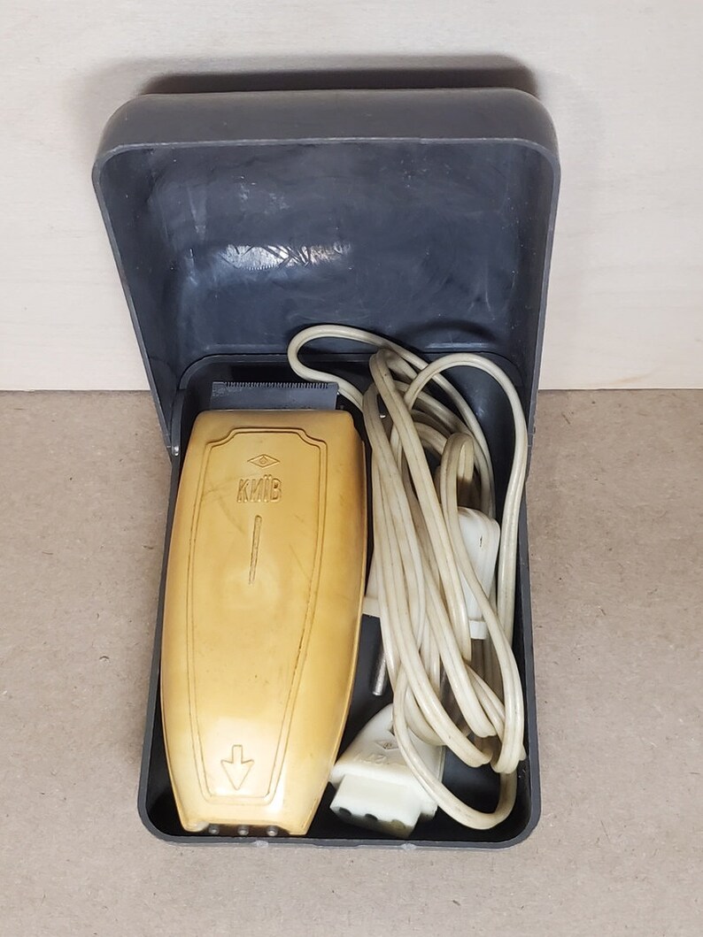 Vintage Electric shaver Kiev electric razor made Etsy