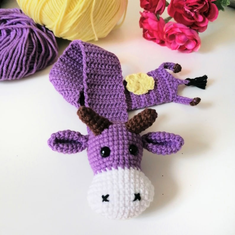 Cow Crochet Bookmark, Amigurumi Reading Accessories, Gift for Bookworms