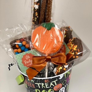 Halloween Boo Bucket/Treat/Halloween Treat/Halloween Chocolate/Halloween Candy