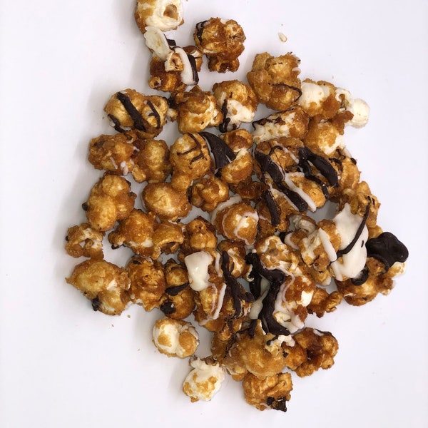 Handmade Caramel Popcorn with Chocolate Drizzle