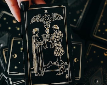Black and Gold Tarot Deck: Rider Waite Style, Beginner Friendly