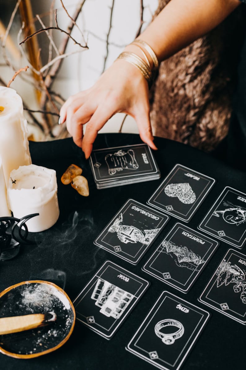 Rêveuse Lenormand Deck Black And White 36 Card Deck, Lenormand Tarot Deck, Include Sturdy Box for Gifting and Safekeeping, Lenormand Reading image 6