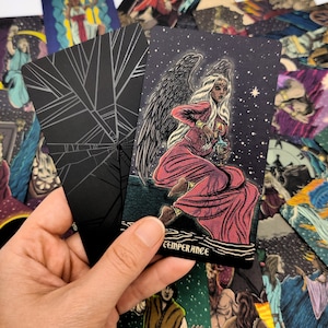 Dark Reflections-tarotdeck met gids, indie-tarotdeck, zwart tarotdeck voor beginners, uniek tarotkaartenspel, tarotspel met schaduwwerk