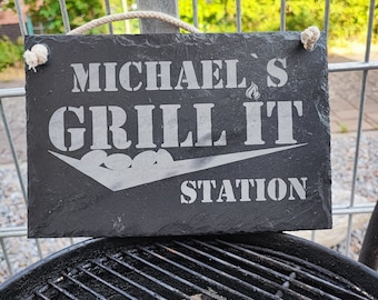 Dekoschild Schiefer (L30xB20) BBQ Grill-Ecke mit Gravur "GRILL IT" personalisiert – Barbecue Terrasse Geschenk Mann Name personalisiert