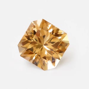 16.51 Cts IGI Certified Natural Orange Brown Topaz Gemstone - Pakistan