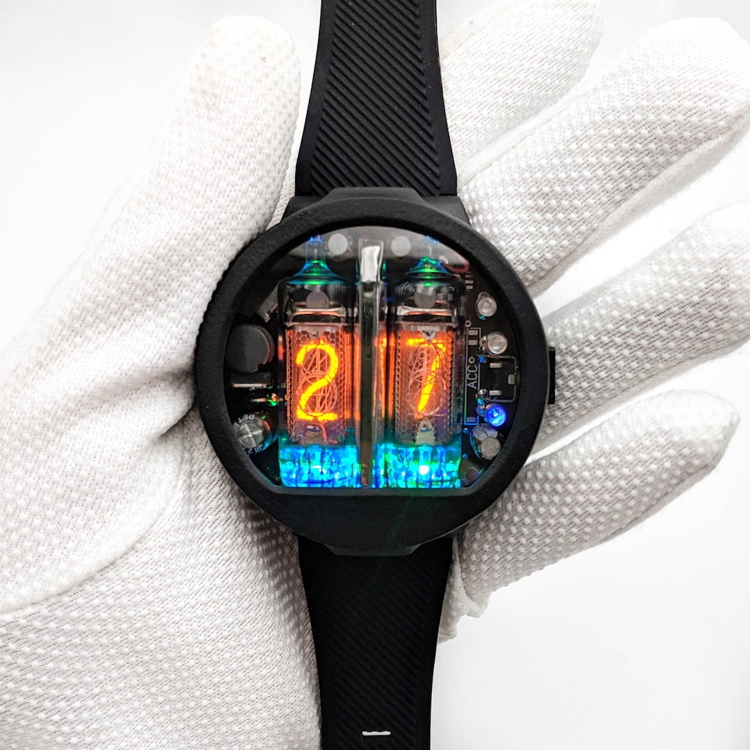 希少品】NIXOID サイバーパンク ニキシー管腕時計