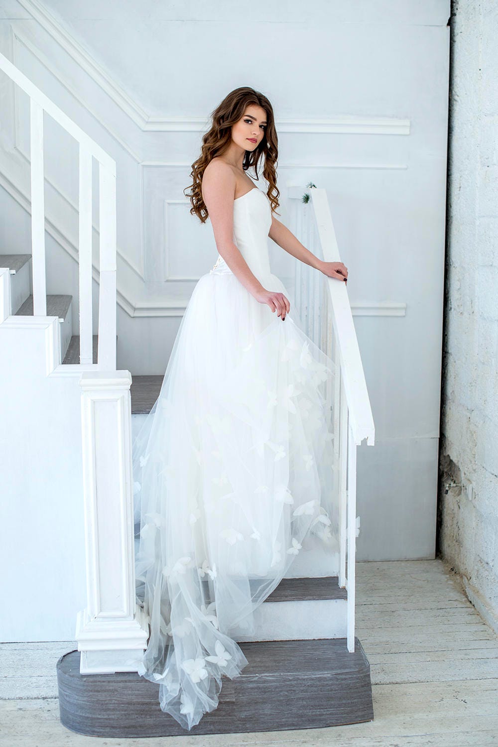 wedding dresses with butterflies on them
